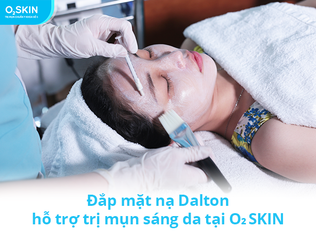 Phương pháp đắp mặt nạ Dalton nhằm làm dịu da.